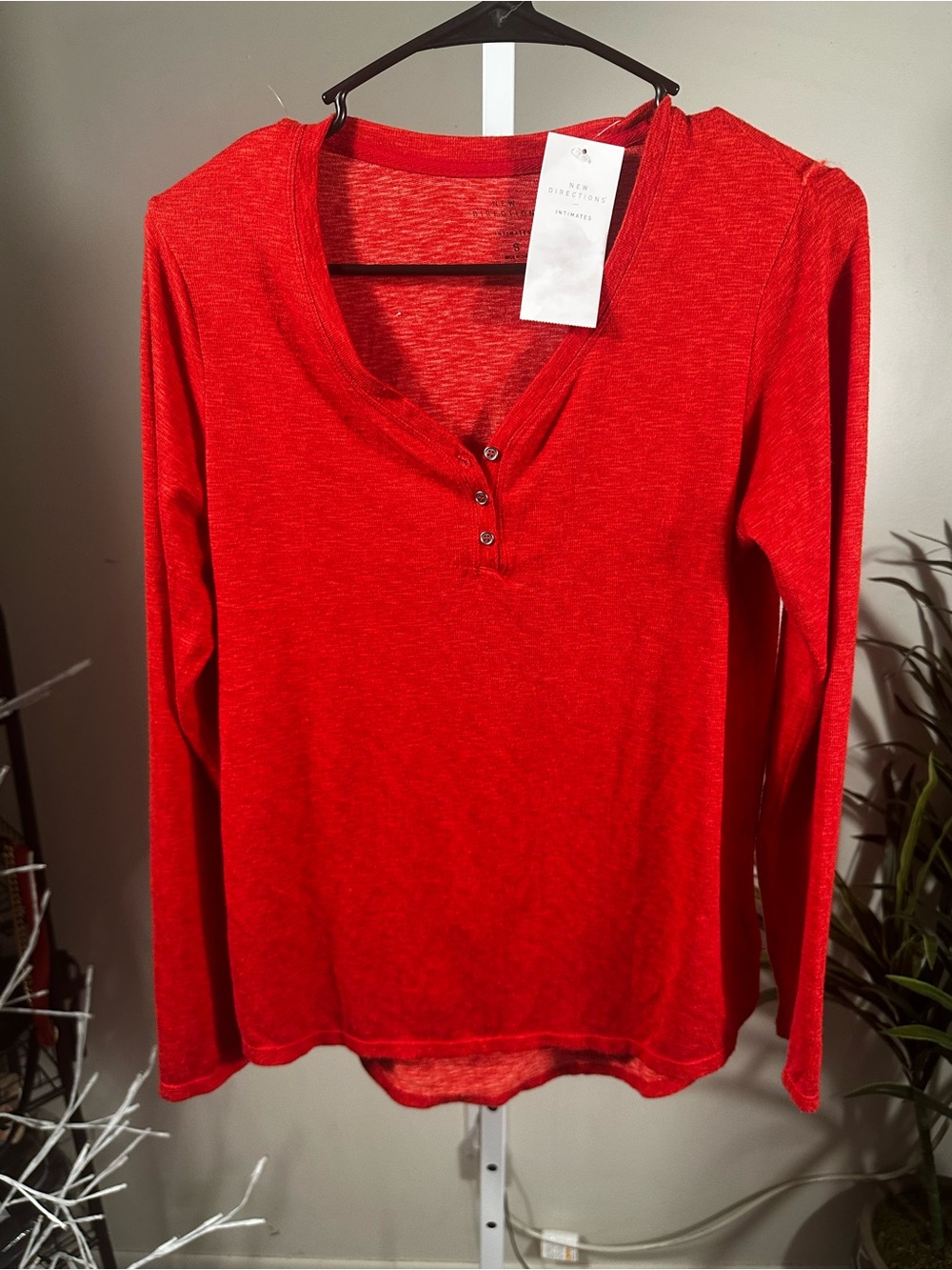 N252. New directions lounge Henley top